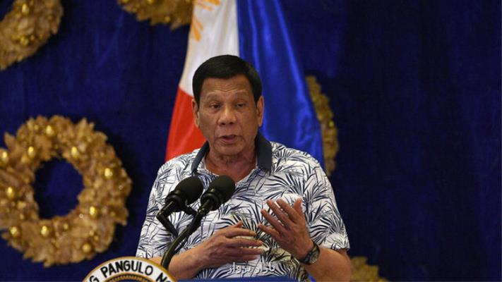 انتقاد رئیس جمهور فیلیپین از وزیر خارجه اش