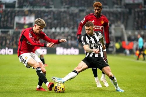 قلعه کلاغ ها کماکان قربانی می گیرد