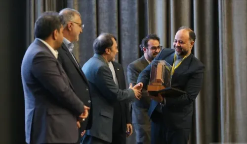 نام شیراز در لیست برگزیدگان ششمین جایزه جهانی خشت طلایی