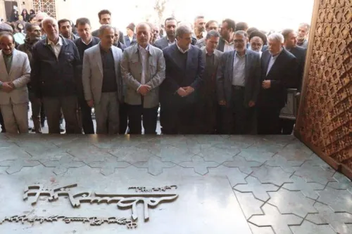 رونمایی از المان مقبره بایزید بسطامی با حضور وزیر میراث فرهنگی