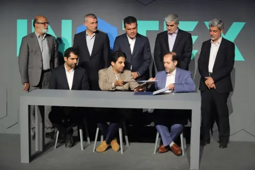 انتقاد قرارداد ۱ و نیم همتی برای بومی سازی اقلام استراتژیک صنعت برق