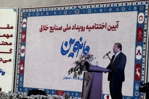 مانوین داوری صنایع خلاق را از قضاوت به منتورینگ عوض کرد