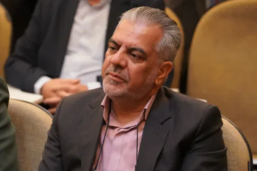 راه اندازی کلینیک کسب وکار صنعت در دانشگاه آزاد کرج