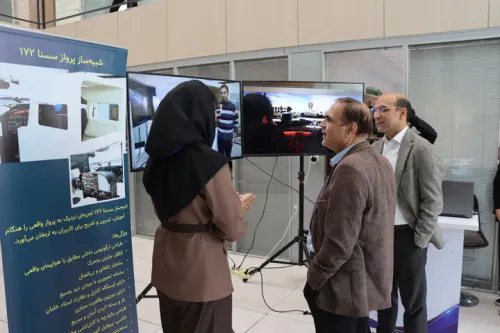 نمایشگاه دستیافته های برنامه هاتف در دانشگاه شریف برگزار شد